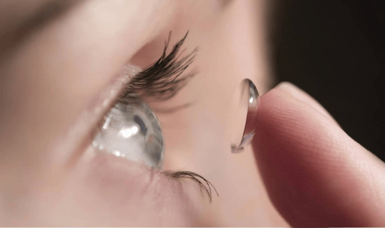 小女孩稳住度数增长OK镜助力青少年近视防控新葡京博彩玉林爱尔眼科的一年半守护：12岁(图3)